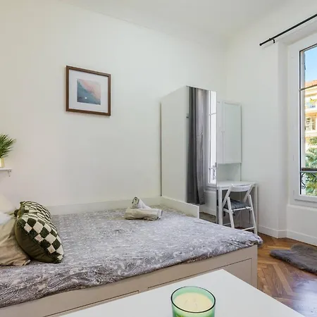 20 Rue Alberti 2me -studio Апартаменты